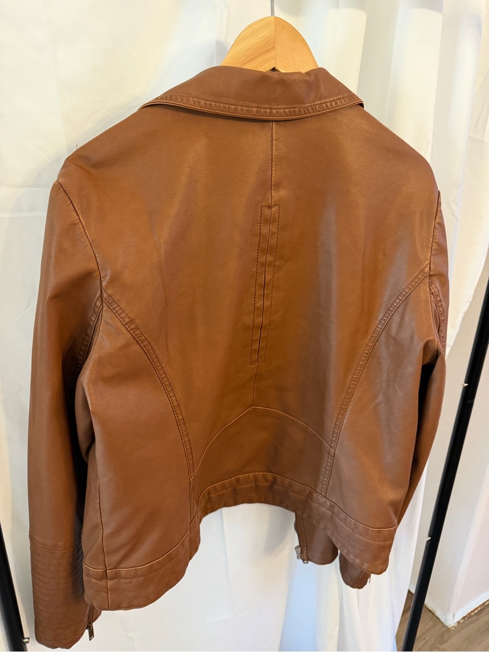 Universal Thread Women's Cognac Faux Leather Moto Jacket - Picture 3 of 3